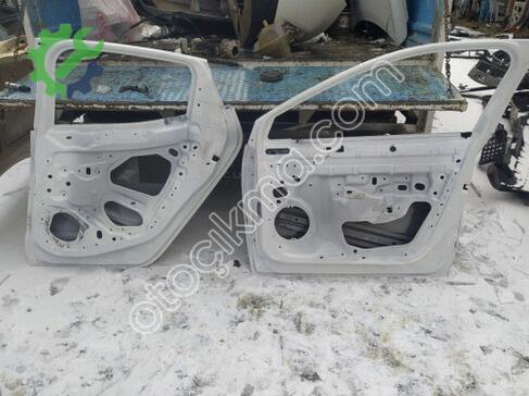 Renault Clio Sağ Ön Kapı çıkma parça