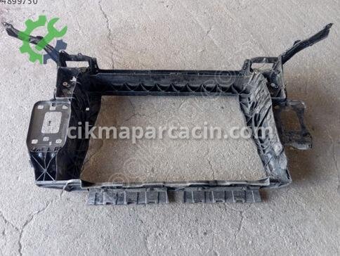 Audi Q3 Ön Panel çıkma parça