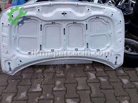 Hyundai i20 Kaput çıkma parça
