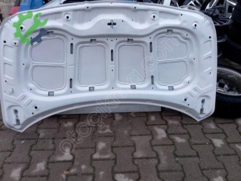 Hyundai i20 Kaput çıkma parça