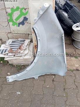 Kia Sportage Sağ Ön Çamurluk çıkma parça