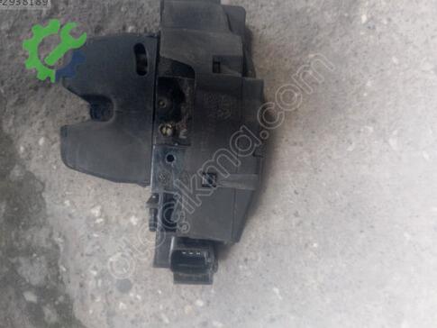Opel Grandland Bagaj Kilidi çıkma parça