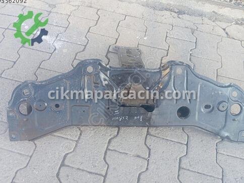 Renault Express Ön Panel çıkma parça
