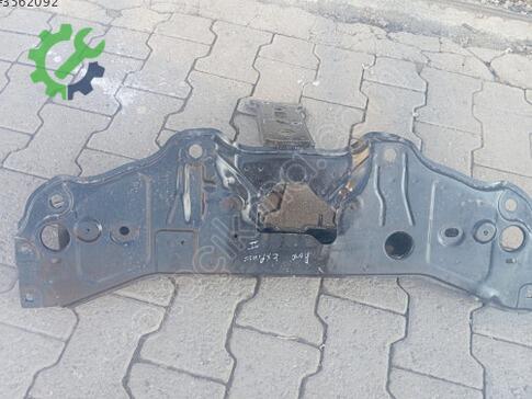 Renault Express Ön Panel çıkma parça