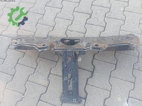 Renault Express Ön Panel çıkma parça
