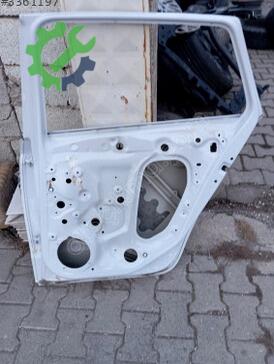 Skoda Kamiq Sağ Arka Kapı çıkma parça