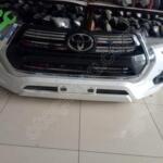 2020 2024 Toyota Hilux ön tampon