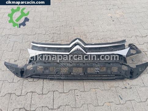 Citroen C3 Ön Panjur çıkma parça