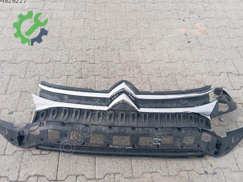 Citroen C3 Ön Panjur çıkma parça