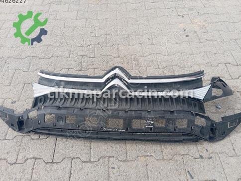 Citroen C3 Ön Panjur çıkma parça