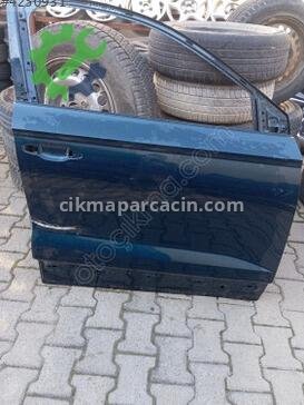 Skoda Karoq Sağ Ön Kapı çıkma parça