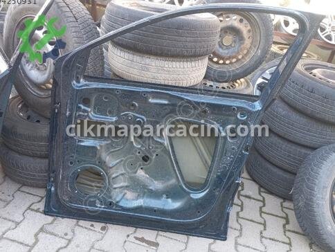 Skoda Karoq Sağ Ön Kapı çıkma parça