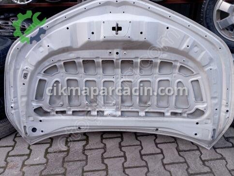 Toyota Corolla Kaput çıkma parça
