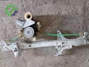 2020 2025 Toyota Corolla sol arka cam kirokusu