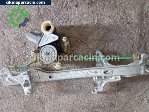 Toyota Corolla Sol Arka Cam Krikosu çıkma parça