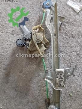 Toyota Corolla Sol Arka Cam Krikosu çıkma parça