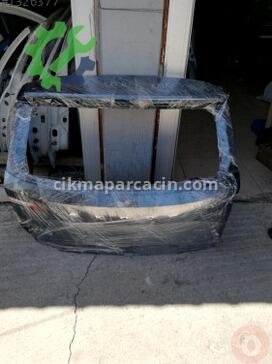 Skoda Karoq Arka Bagaj çıkma parça