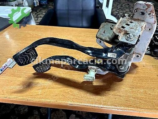 Ford Fren Pedalı çıkma parça