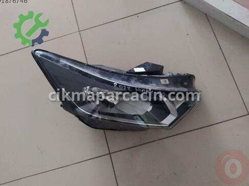 Hyundai i20 Sağ Ön Far çıkma parça