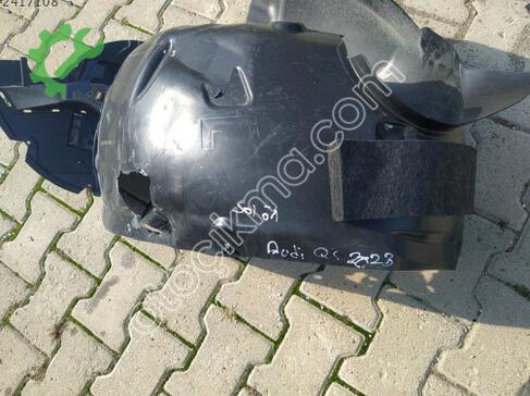 Audi Q3 Davlumbaz çıkma parça