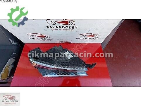 Citroen C5 Sağ Ön Far çıkma parça