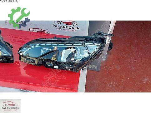Peugeot 3008 Sağ Ön Far çıkma parça