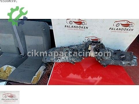 Peugeot 3008 Sağ Ön Far çıkma parça