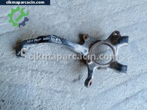 Toyota Hilux Sağ Ön Taşıyıcı çıkma parça