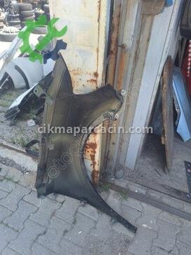 Audi Q3 Sol Ön Çamurluk çıkma parça