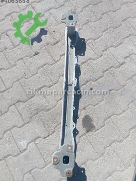 Chery Tiggo Arka Tampon Demiri çıkma parça