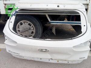 2023 2025 Hyundai Tucson arka bagaj kapağı