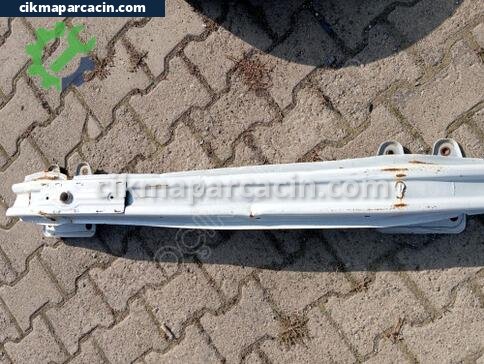 MG HS Arka Tampon Demiri çıkma parça