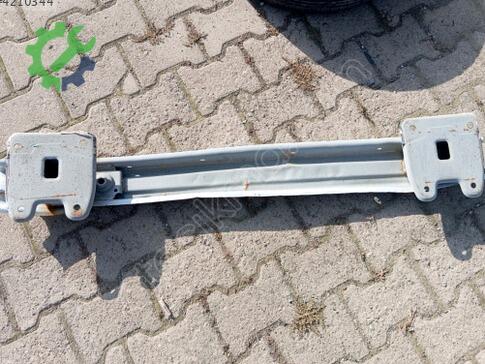 MG HS Arka Tampon Demiri çıkma parça