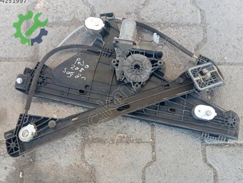 Peugeot 208 Sağ Ön Cam Krikosu çıkma parça