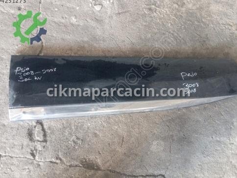 Peugeot 3008 Kapı Çıtası 109770A1 çıkma parça