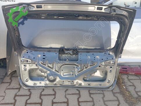 Skoda Kamiq Bagaj Kapağı çıkma parça
