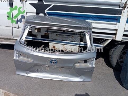 Toyota Corolla Bagaj Kapağı çıkma parça