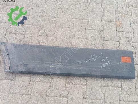 MAN TGE Kapı Çıtası çıkma parça