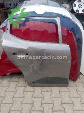 Dacia Sandero Sağ Arka Kapı çıkma parça