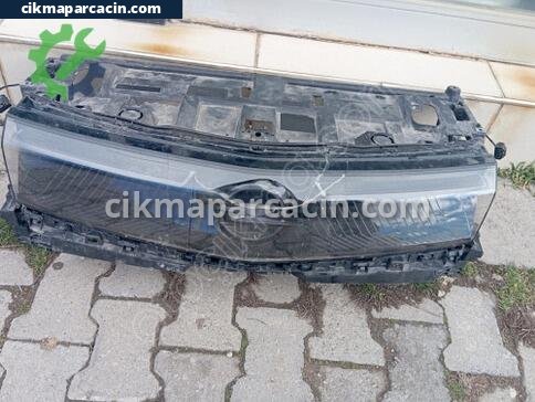 Opel Grandland Ön Panjur çıkma parça