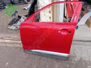 2024 2025 Peugeot 2008 sol ön kapı