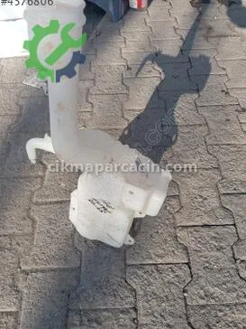 Ford Tourneo Courier Cam Suyu Deposu çıkma parça