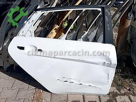 Hyundai Elantra Sağ Arka Kapı çıkma parça