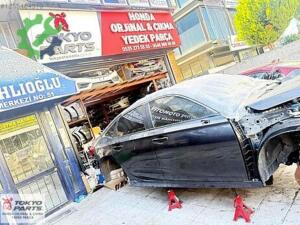 2024 MODEL HONDA CİVİC SAG ÖN KAPI HATASIZ FÜME ORJİNAL