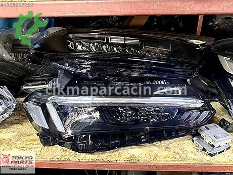 Honda Civic Sağ Ön Far çıkma parça