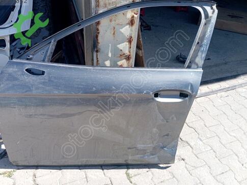 Skoda Superb Sol Ön Kapı çıkma parça
