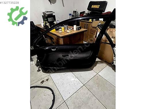 Peugeot 206 Sağ Kapı çıkma parça