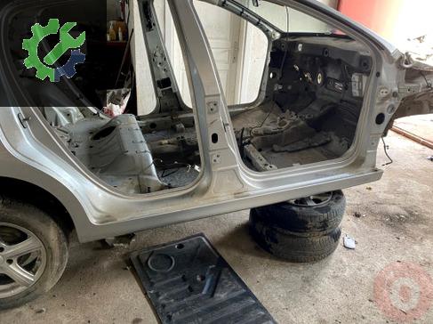 Peugeot 207 Biyel çıkma parça