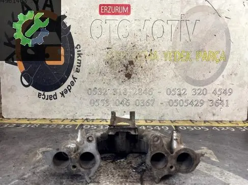 Lada Vega Emme Manifoldu 1008015 çıkma parça