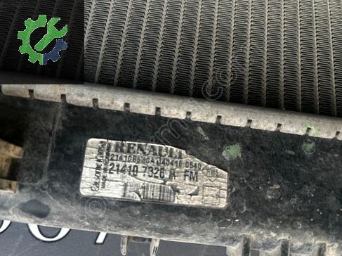 Renault Captur Su Radyatörü 214107326R çıkma parça